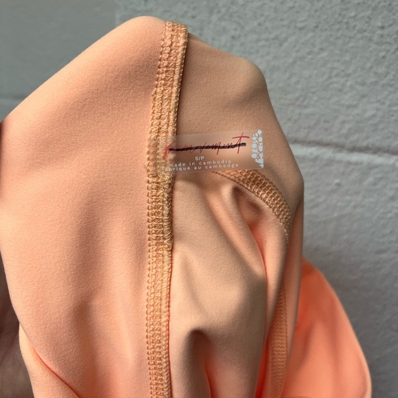 FP Movement by Free People Peach Leggings. Small - Picture 5 of 5